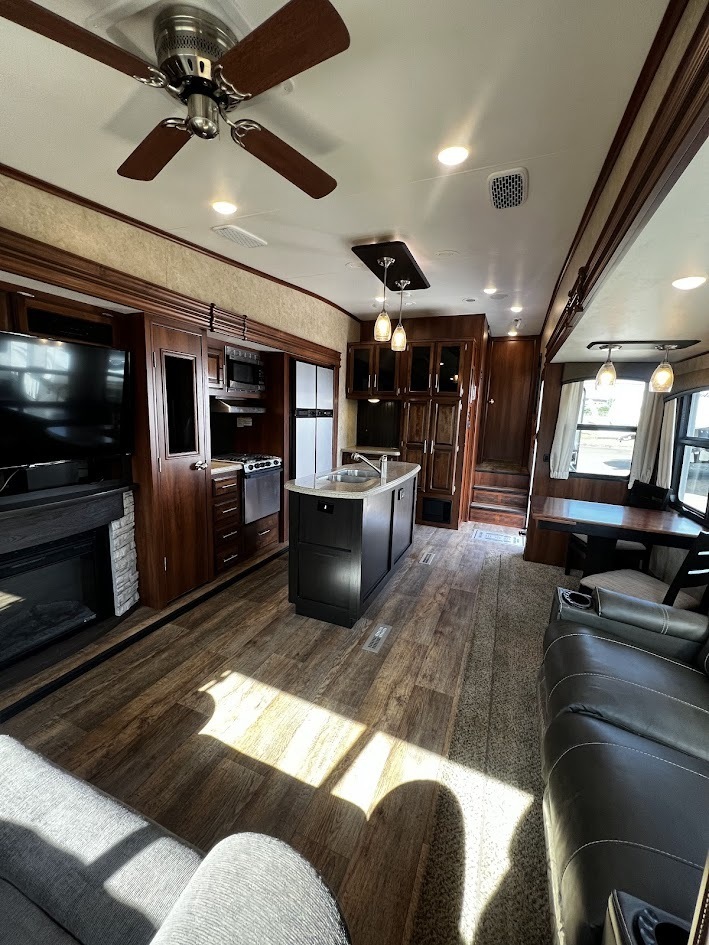 Photo of Rv