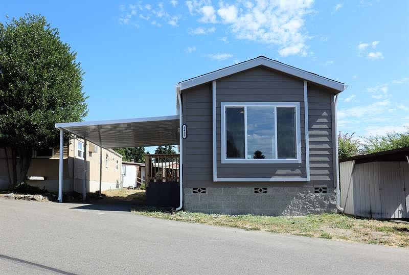 Photo of Mobile Home