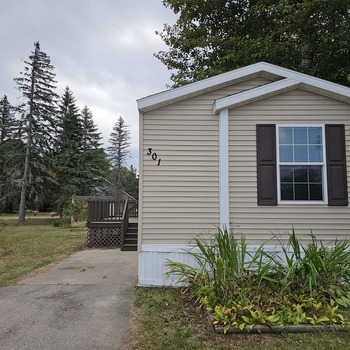 Thumbnail of mobile home