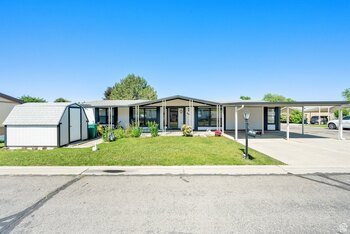 Thumbnail of mobile home