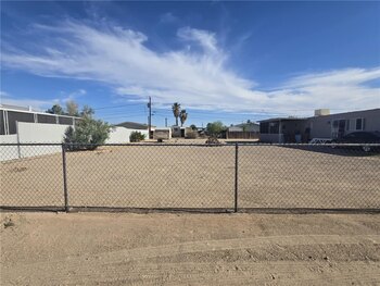Thumbnail of mobile home lot
