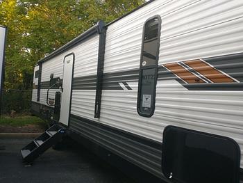 Thumbnail of RV
