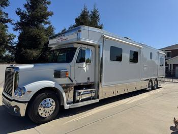 Thumbnail of RV