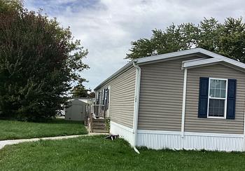 Thumbnail of mobile home