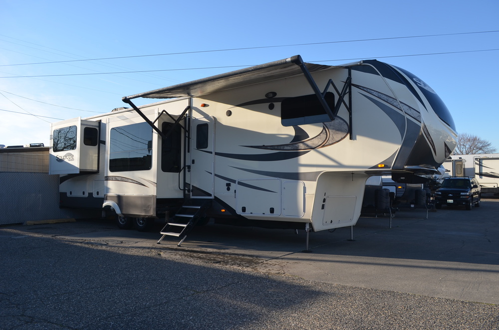 Photo of Rv