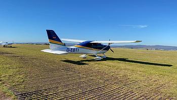 Thumbnail of aircraft