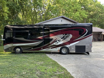 Thumbnail of RV