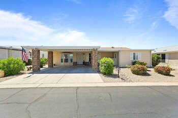 Thumbnail of mobile home