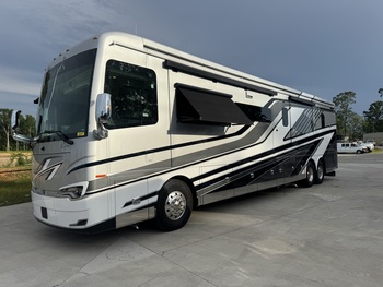 Thumbnail of RV
