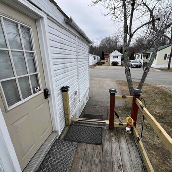 Thumbnail of mobile home