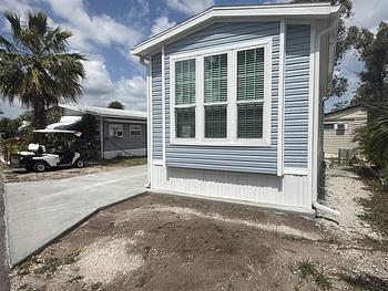 Thumbnail of mobile home