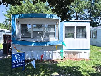 Thumbnail of mobile home