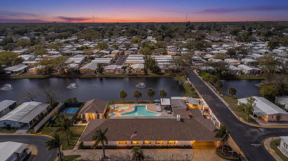 152 Shoreline Amenties Drones 1 twilight