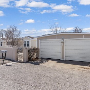 Thumbnail of mobile home