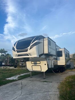 Thumbnail of RV