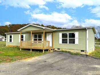 Thumbnail of mobile home