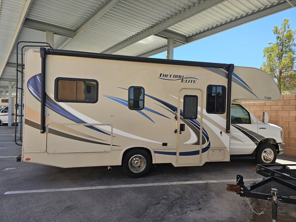 Photo of Rv