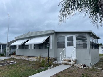 Thumbnail of mobile home