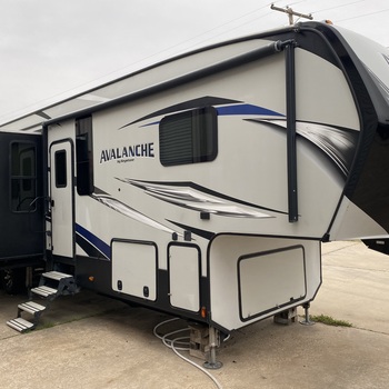 Photo of Rv