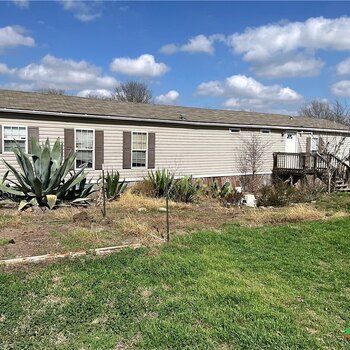 Thumbnail of mobile home
