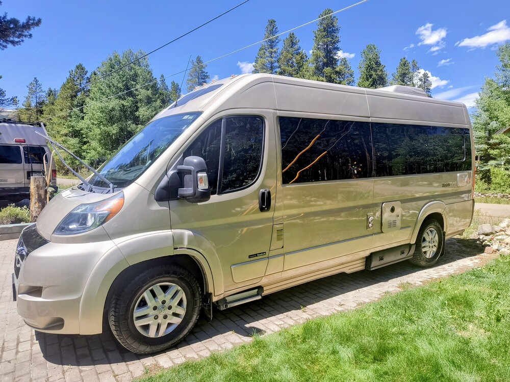 Photo of Rv