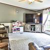 Mobile Home for Sale: 2 Bed 2 Bath 1999 Mobile Home