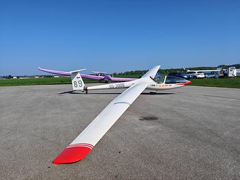 Thumbnail of aircraft