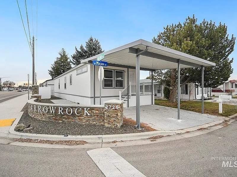 Photo of Mobile Home