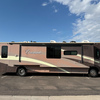 RV for Sale: 2009 CRESCENDO C40K