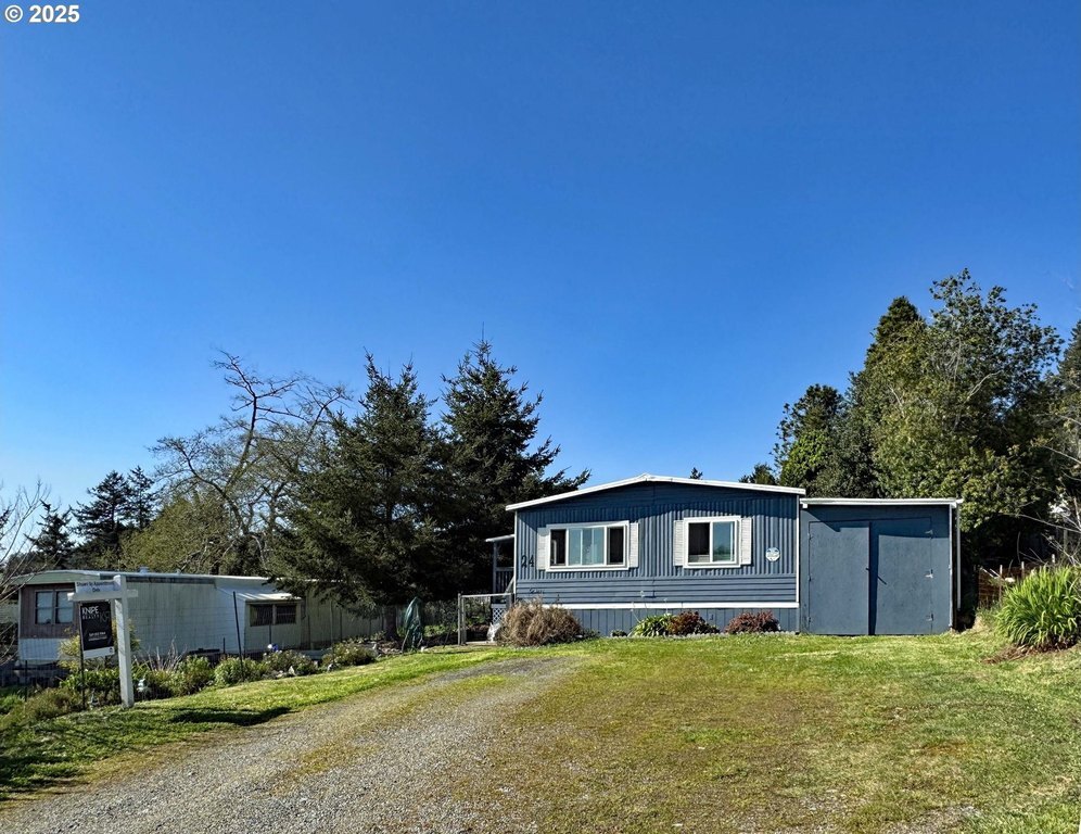 Photo of Mobile Home