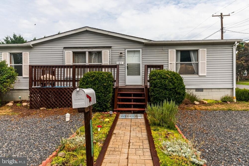 Photo of Mobile Home