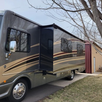 Thumbnail of RV
