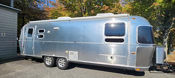 Thumbnail of RV