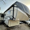 RV for Sale: 2020 PINNACLE 32RLTS