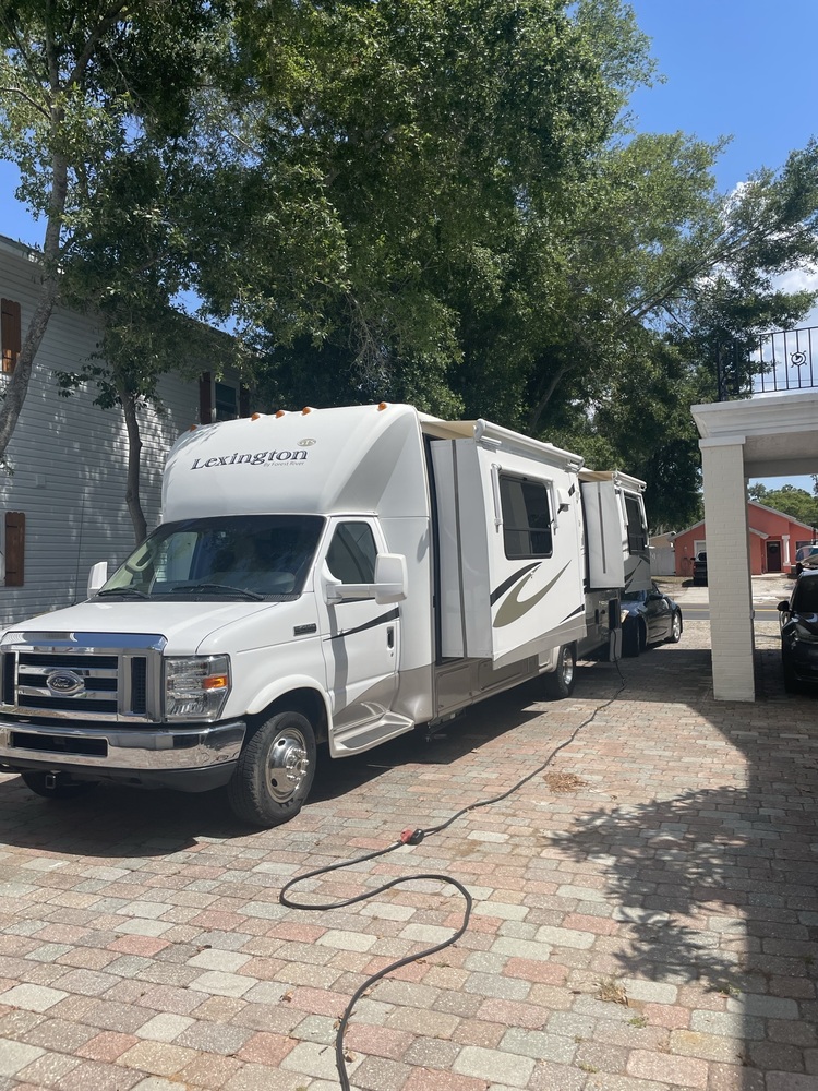 Photo of Rv