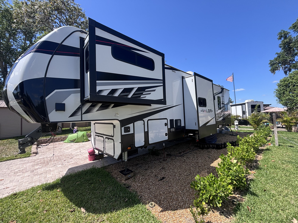 Photo of Rv