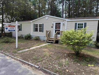 Thumbnail of mobile home
