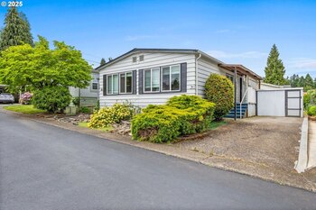 Thumbnail of mobile home