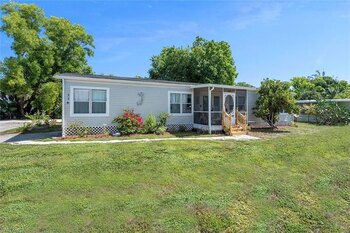 Thumbnail of mobile home