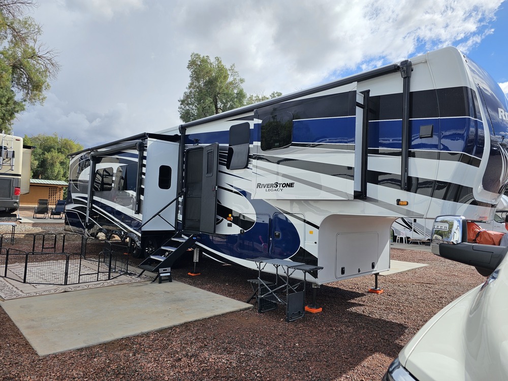 Photo of Rv