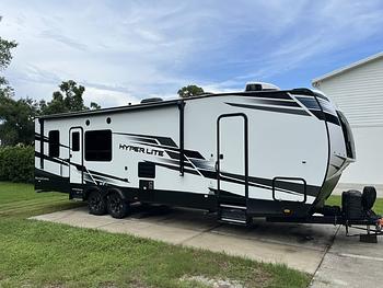 Thumbnail of RV