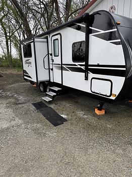 Thumbnail of RV
