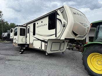 Thumbnail of RV