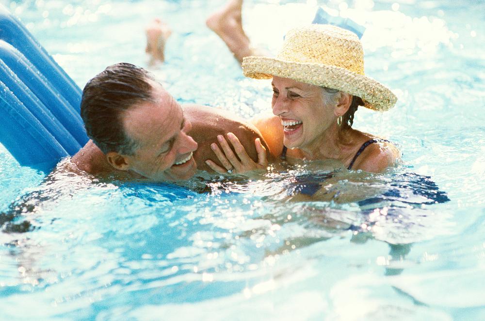 pool seniors close up (2)