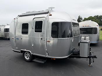Thumbnail of RV