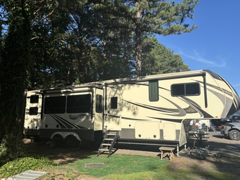 Thumbnail of RV