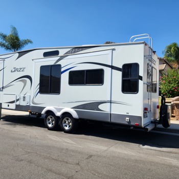 Thumbnail of RV