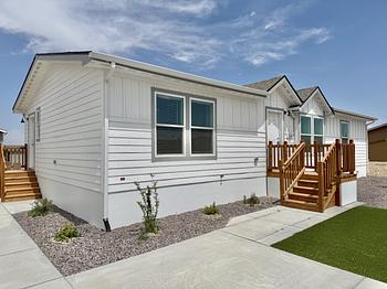Thumbnail of mobile home