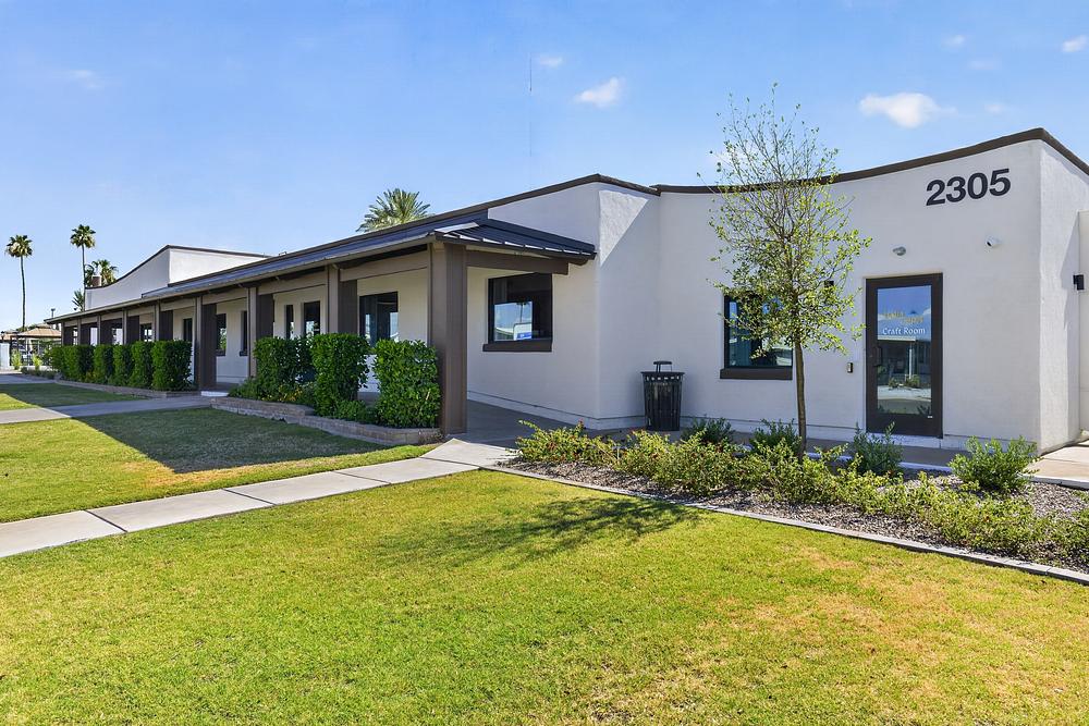 011 2305 W Ruthrauff Rd Exterior 0026