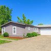 Mobile Home for Sale: Manufactured Home in Park, 1 Story - Eugene, OR, Eugene, OR